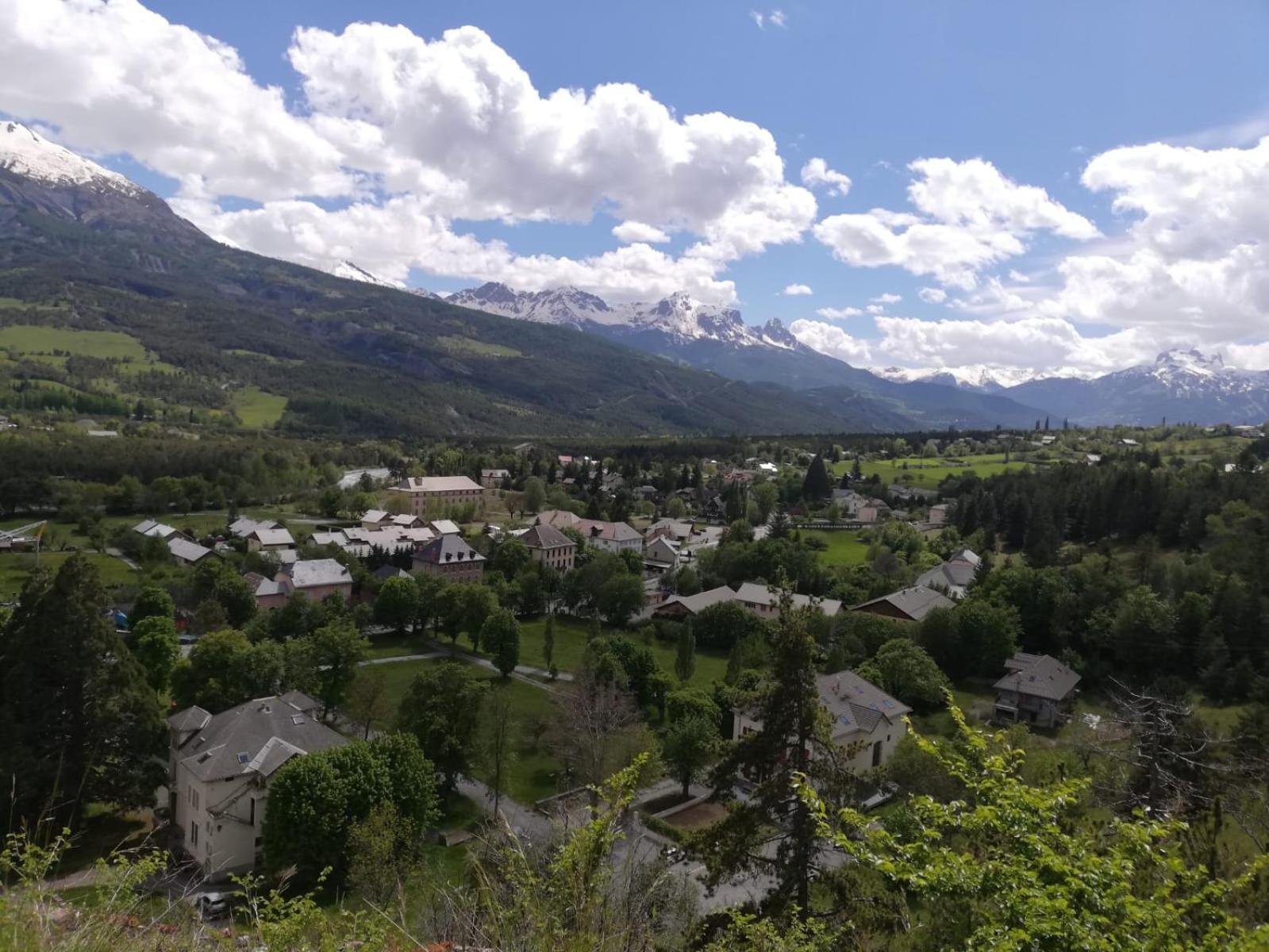 App Vue Montagne Barcelonnette Proche Piscine Rando Riviere Nature Eksteriør bilde